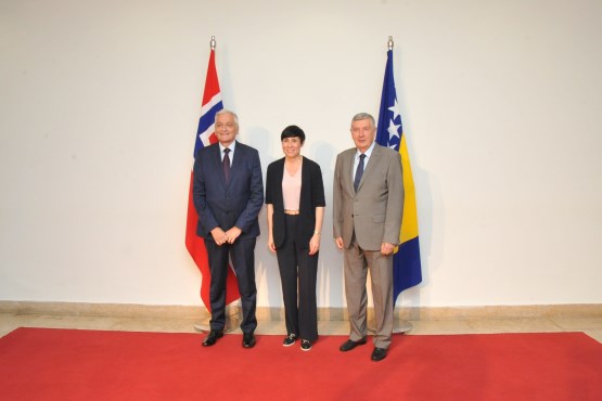 Zamjenik predsjedavajućeg Doma naroda dr. Nikola Špirić i zamjenik predsjedavajuće Predstavničkog doma Nebojša Radmanović primili ministricu vanjskih poslova Norveške